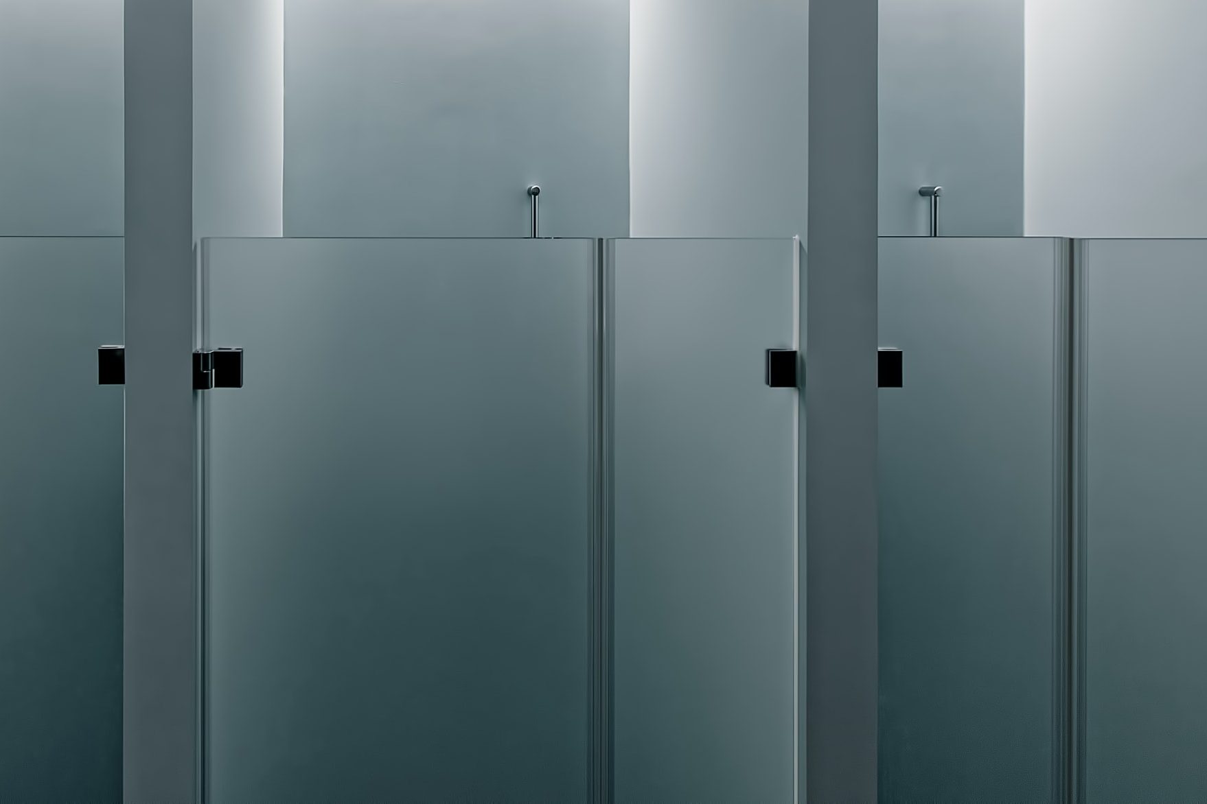 Glass company near me