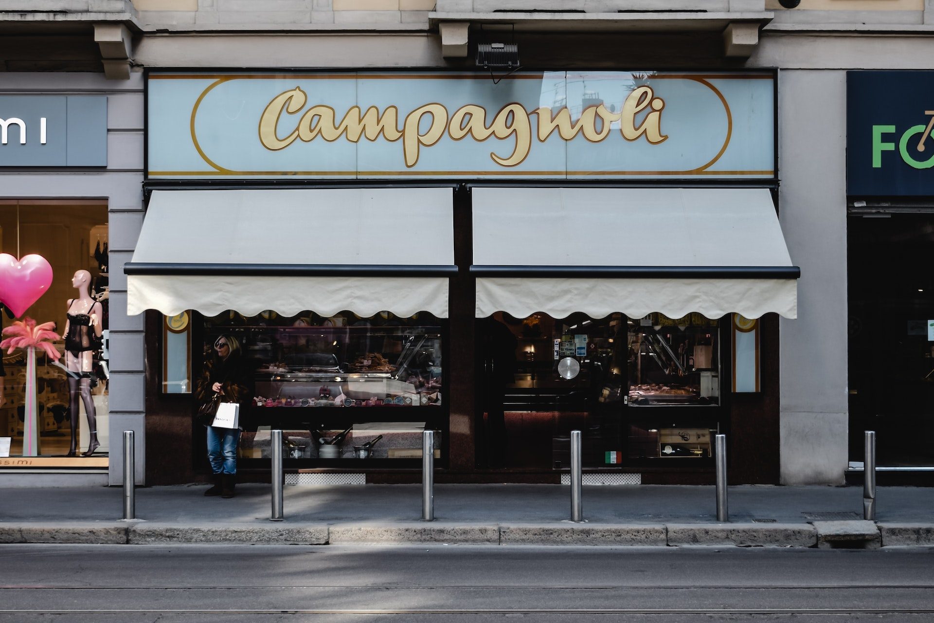 Commercial Window Cleaning Tips Commercial Window Cleaning Tips